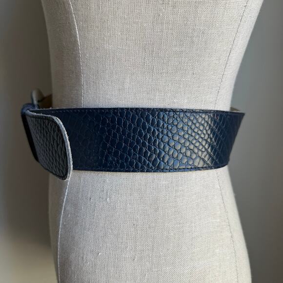 Anne Klein for Calderon Croc Embossed Leather Belt NAVY BLUE Made in USA M - Picture 4 of 13